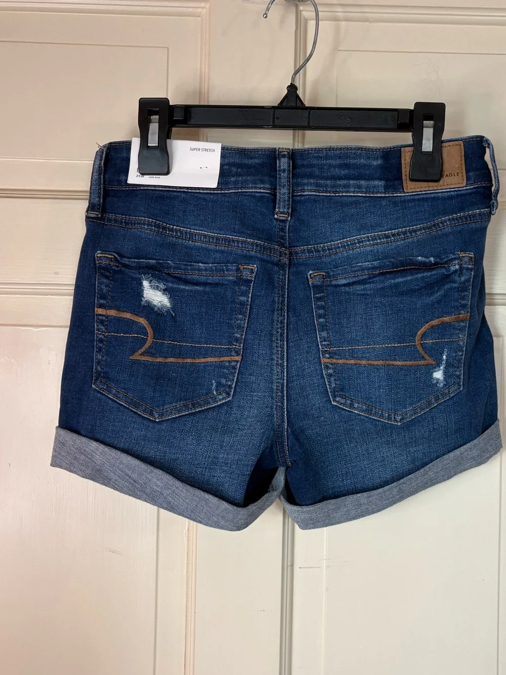 American Eagle Midi Cuffed Dark Blue Shorts Stretch Low Rise Women’s Size 0 NWT